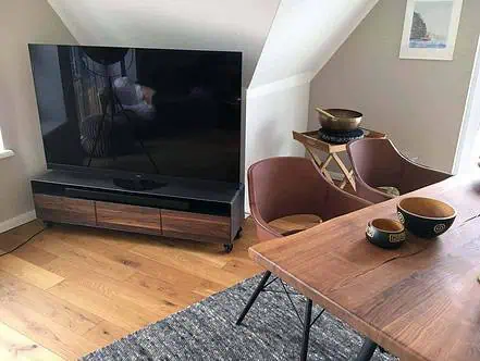 lowboard-tv-holz-schwarz-massiv-grau-massivholz-metall-industrial-modern-design-breit-massivholz-nussbaum-wohnzimmer-esszimmer-tisch-moebel-nach-mass-stahlzart-p16